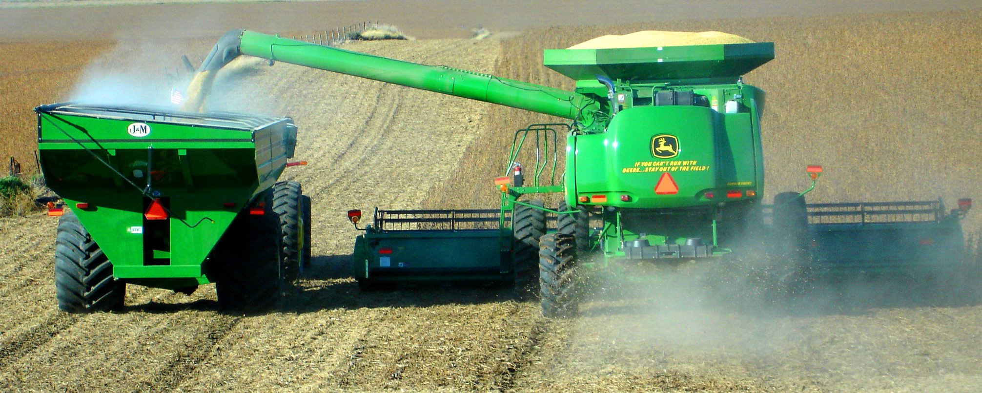 combine-tractors-harvesting-crops